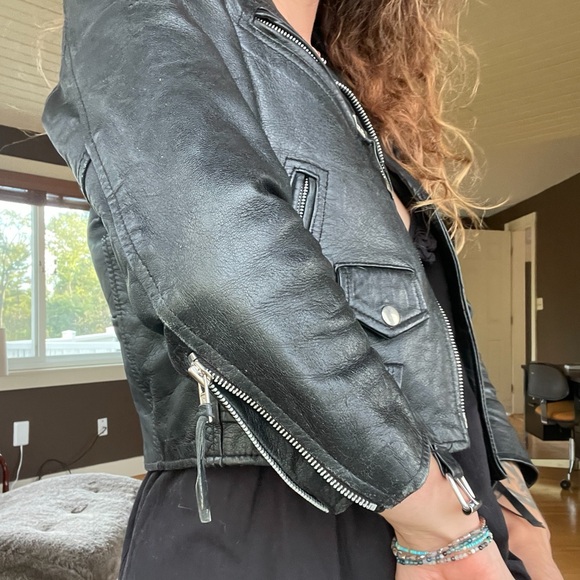 5 HEADS Black Leather Cropped Jacket - Picture 14 of 16